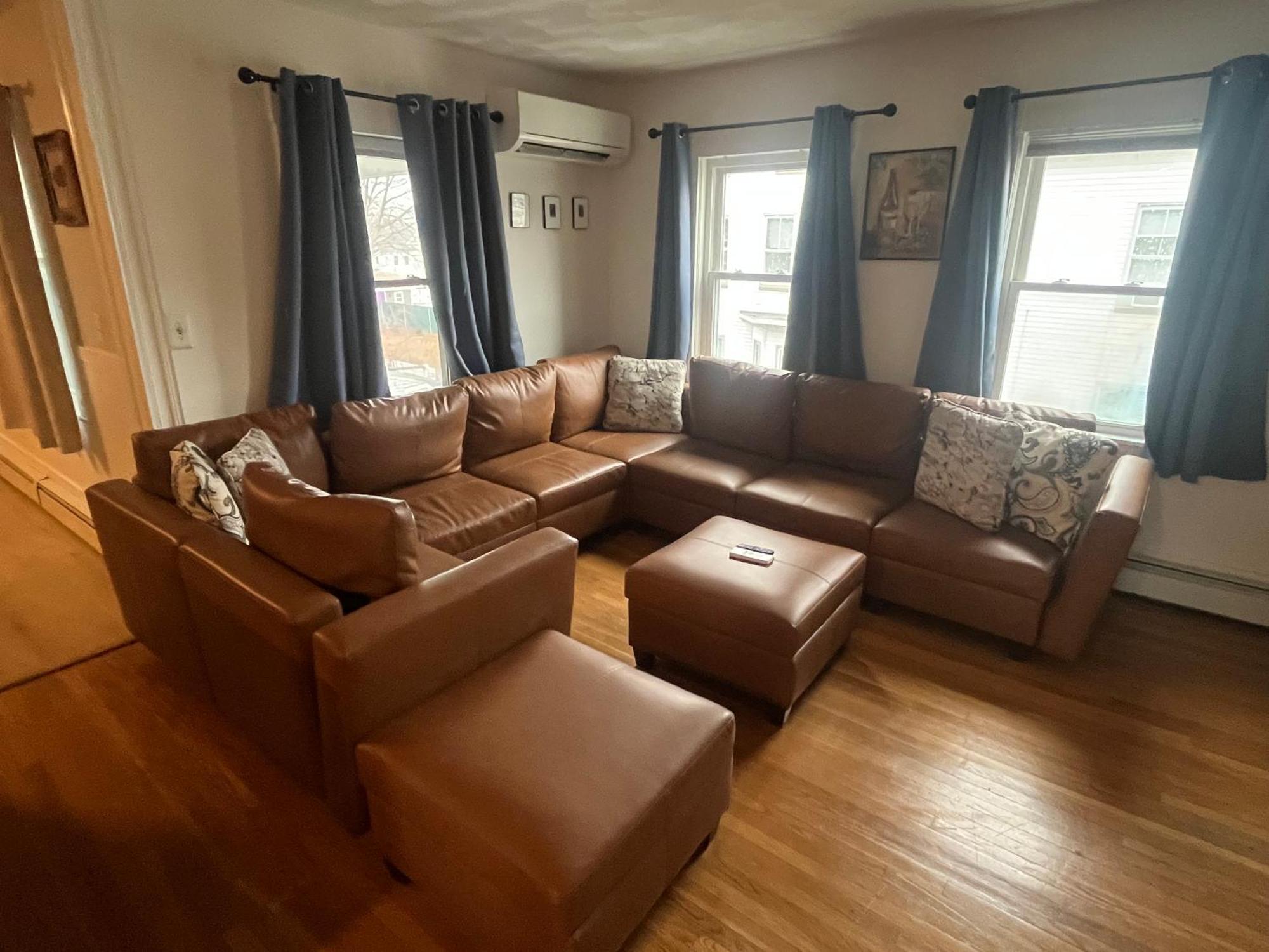 New! Family-friendly Getaway -1 Mi To Dtwn Salem! Apartment *