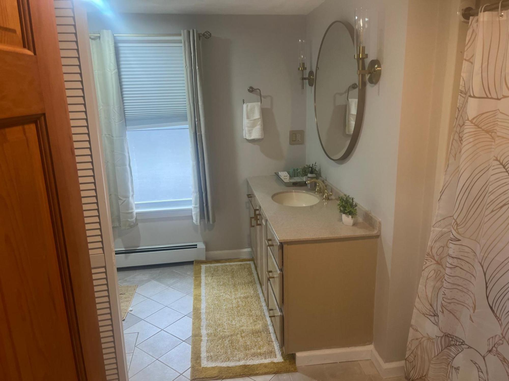 Apartment New! Family-friendly Getaway -1 Mi To Dtwn Salem! Salem