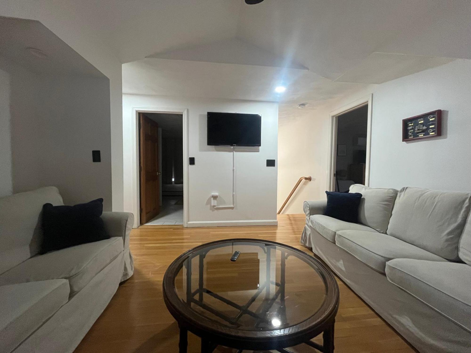 New! Family-friendly Getaway -1 Mi To Dtwn Salem! * Salem