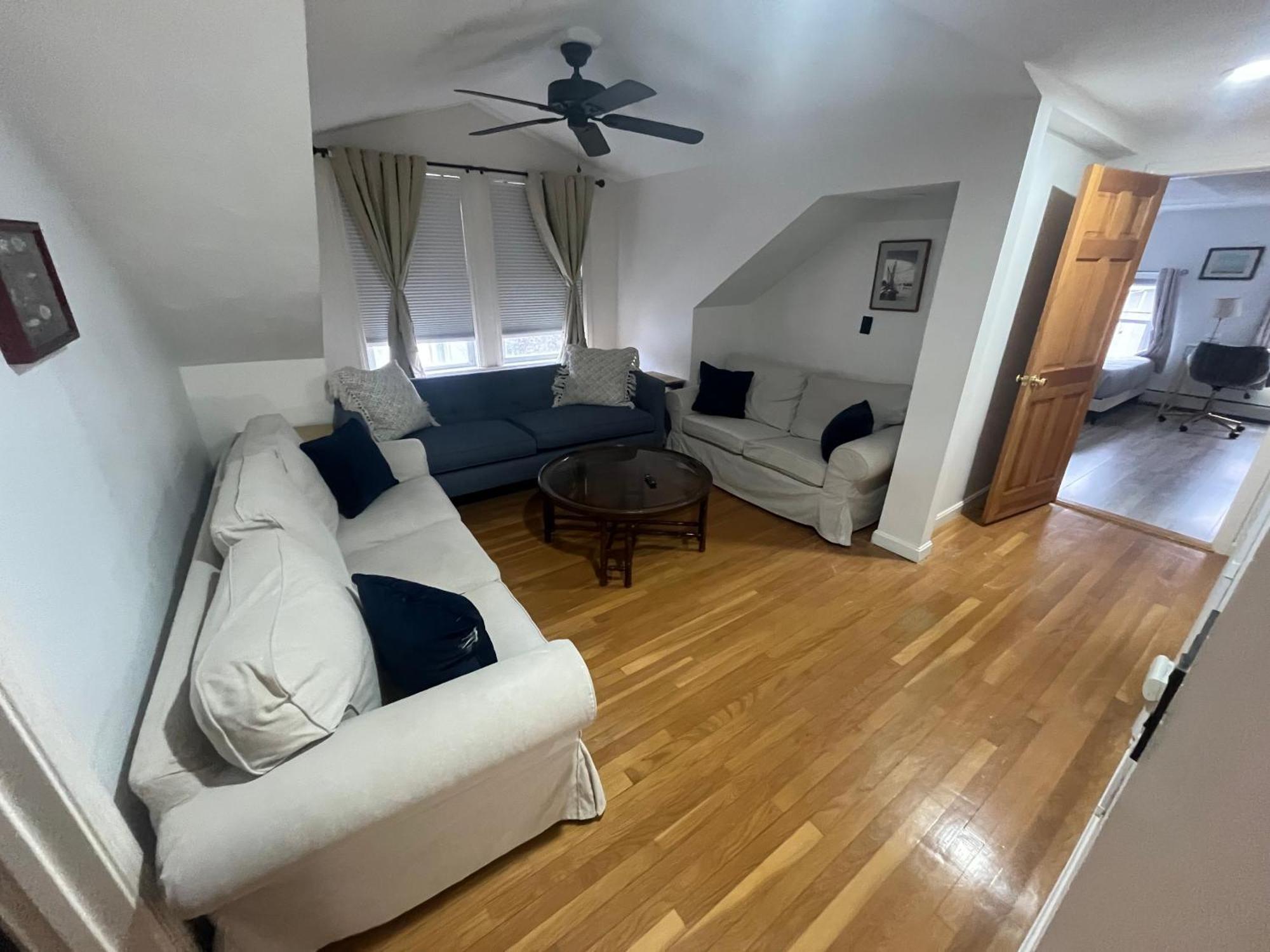 Apartment New! Family-friendly Getaway -1 Mi To Dtwn Salem!