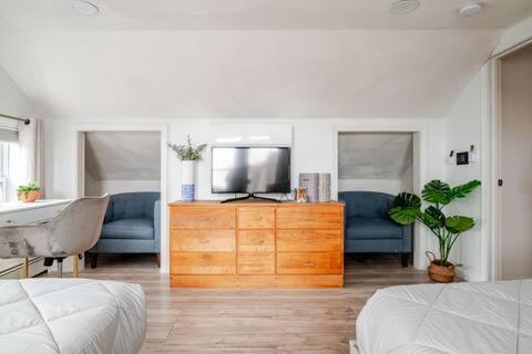 Apartment New! Family-friendly Getaway -1 Mi To Dtwn Salem! Salem