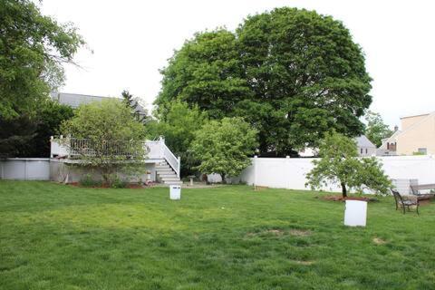 New! Family-friendly Getaway -1 Mi To Dtwn Salem! Apartment Salem